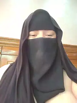 Bisan_sexy Adlı Modelin Web Kamerası Şovu