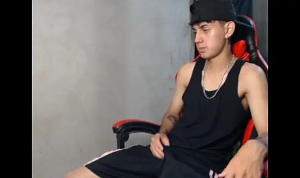 Show de Garu_hot19 na webcam