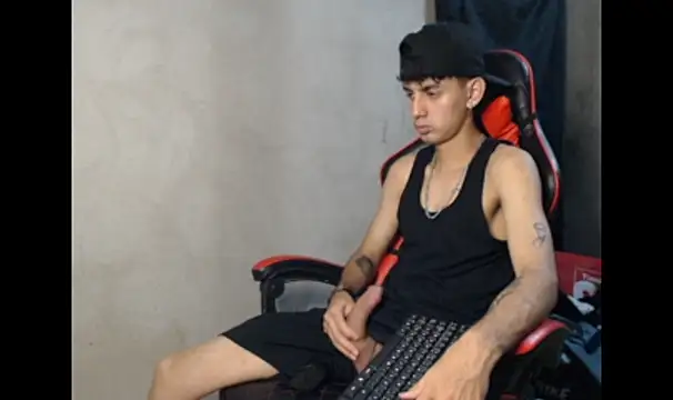 Garu_hot19n Webbikameraesitys