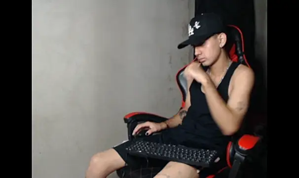 Garu_hot19 Шоу с уебкамера