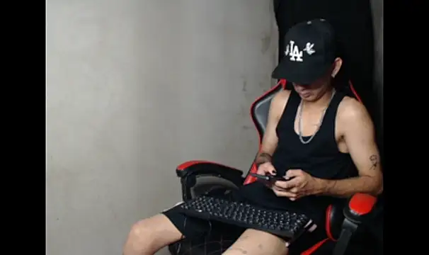 Garu_hot19 Show in webcam