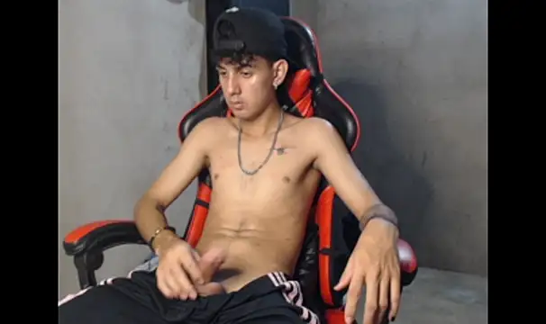 Garu_hot19's Webcam Show
