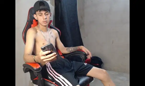 Garu_hot19 Webcam show