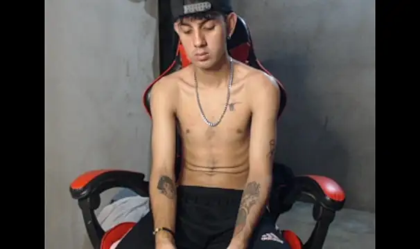 Garu_hot19 Webcam-Show