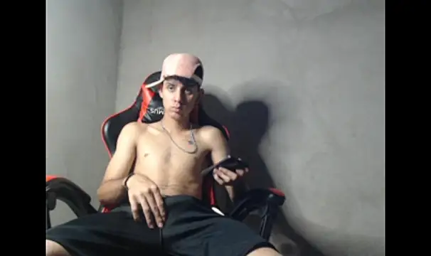 Garu_hot19 Webcamshow