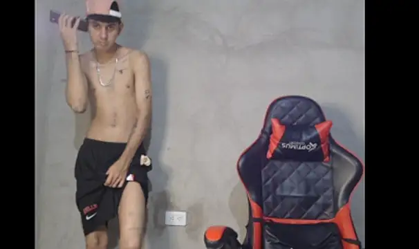 Show de Garu_hot19 na webcam