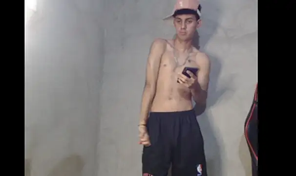 Garu_hot19 Show in webcam