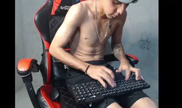 Garu_hot19n Webbikameraesitys