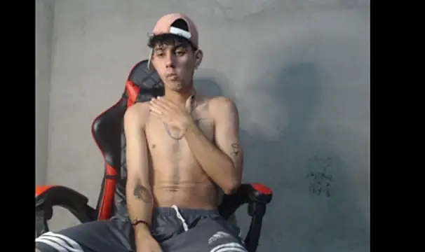 Garu_hot19 Show in webcam