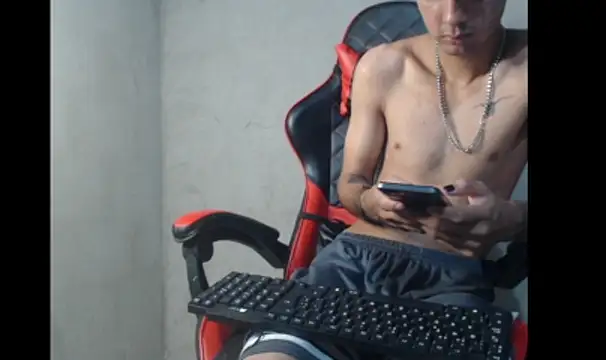 Garu_hot19 webkamerás műsora