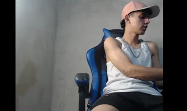 Show modela Garu_hot19 na web-kameri