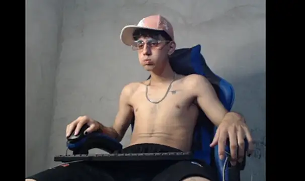 Garu_hot19 Webcam-Show
