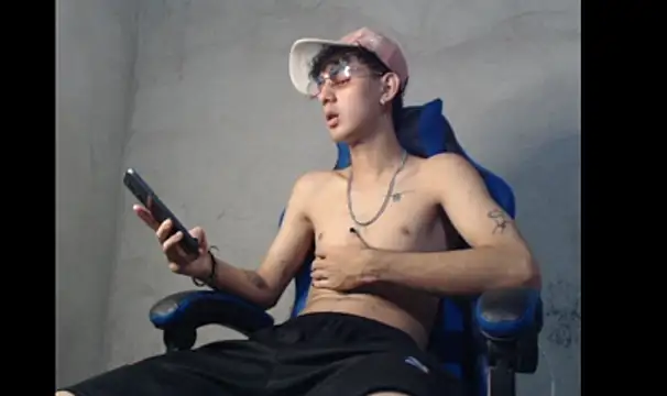 Garu_hot19 Webcam-Show
