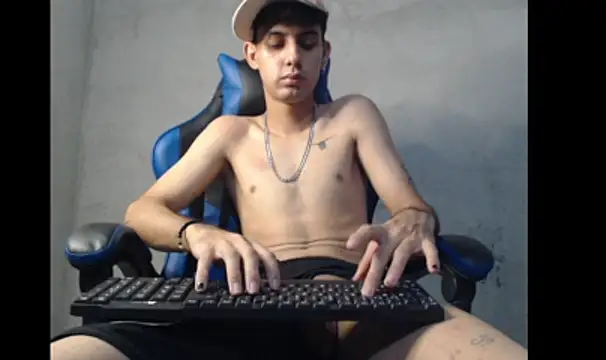 Show de Garu_hot19 na webcam