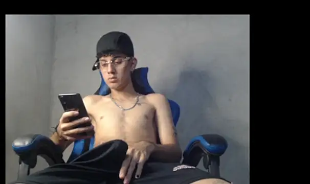 Garu_hot19n Webbikameraesitys