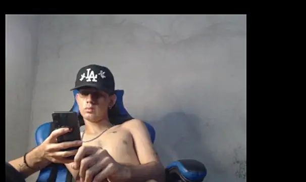 Show de Garu_hot19 na webcam