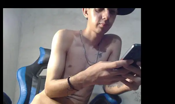 Show de Garu_hot19 na webcam
