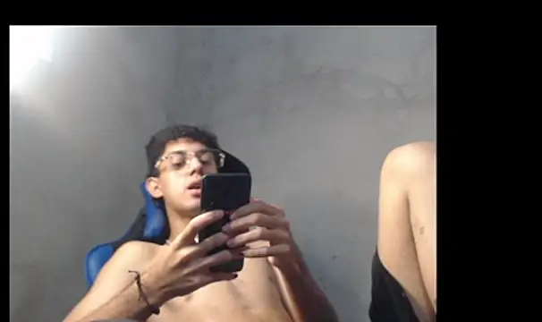 Show de Garu_hot19 na webcam