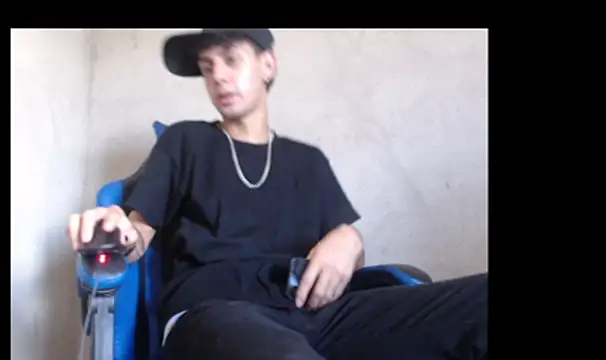 הופעת וובקאם של Garu_hot19