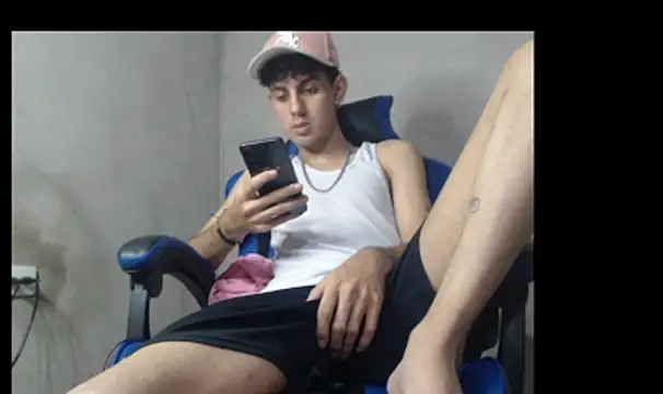 Garu_hot19 webcam show