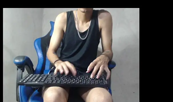 Show de Garu_hot19 na webcam