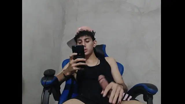Garu_hot19 webkamerás műsora
