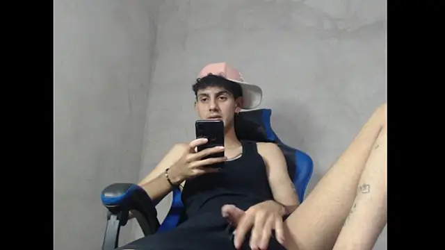 Garu_hot19's Webcam Show