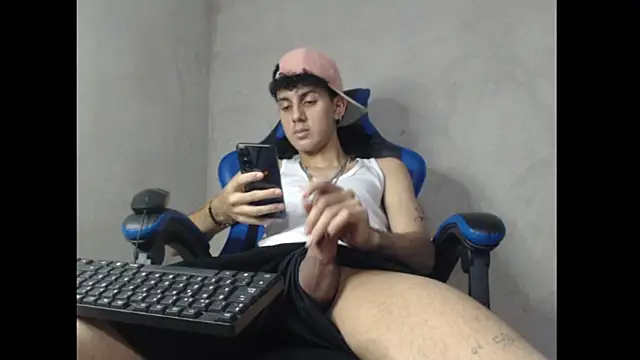 Garu_hot19 Webcamshow