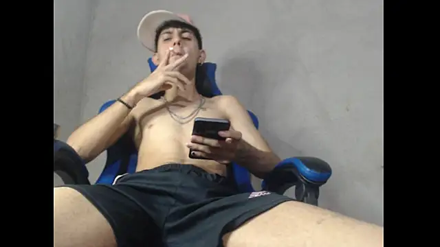 Garu_hot19's Webcam Show