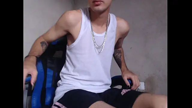 عرض كام Garu_hot19