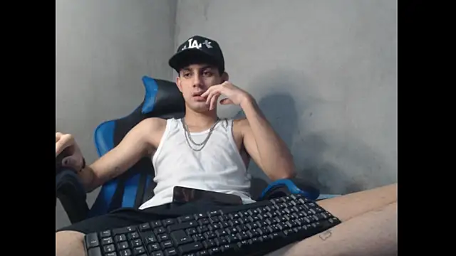 Garu_hot19 webkamerás műsora