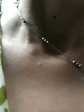 KIRA_kiki's Webcam Show