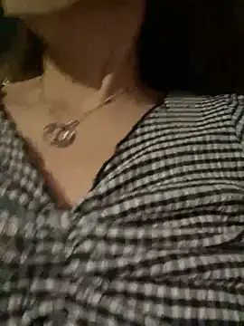 KIRA_kiki Pertunjukan Webcam