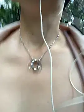 Show de webcam de KIRA_kiki