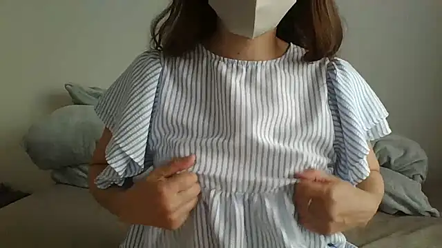 KIRA_kiki Pertunjukan Webcam