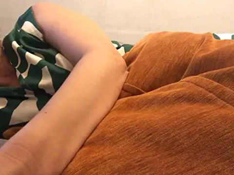 KIRA_kiki's Webcam Show