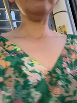 KIRA_kiki's Webcam Show