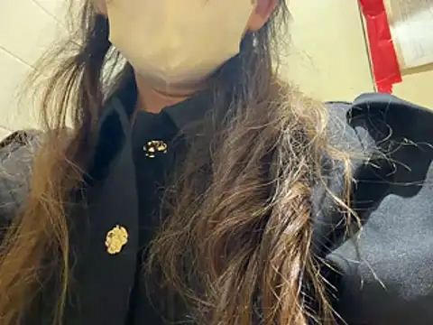 KIRA_kiki 在線直播表演