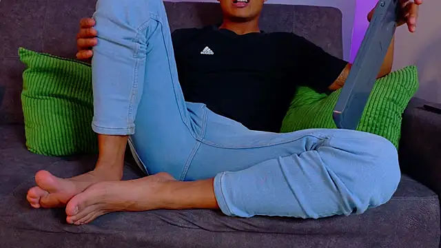 AndrewKenoxx__ Webcam Show