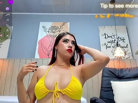 DarlyHooper__'s Live XXX Chat