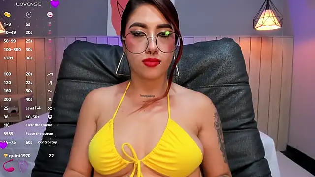 DarlyHooper__ XXX чат на живо