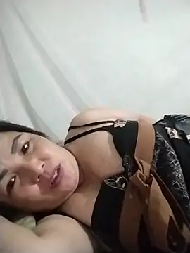 Naaya8109 Show Webcam