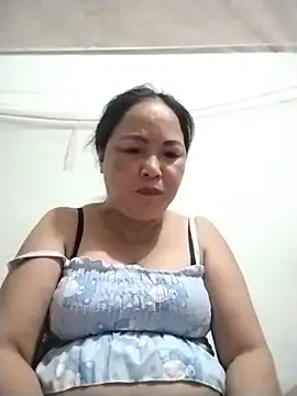 NAAYA8190's Webcam Show