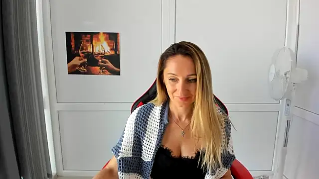 Živý XXX chat LilyDreamm
