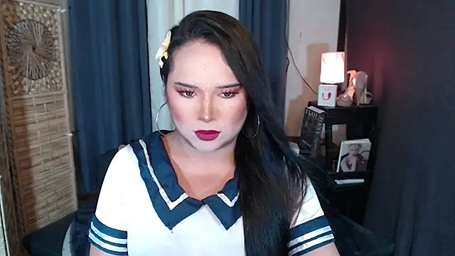 seductive_tacia Show in webcam