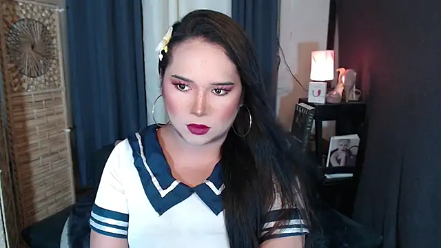 seductive_tacia Show in webcam
