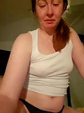 Roughredhead421 webcam show