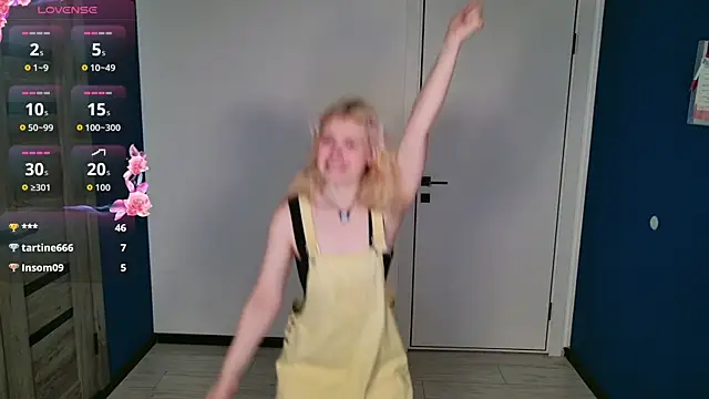 ChloeWells: απευθείας συνομιλία ΧΧΧ