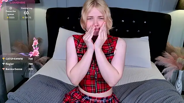 ChloeWells' Live XXX Chat