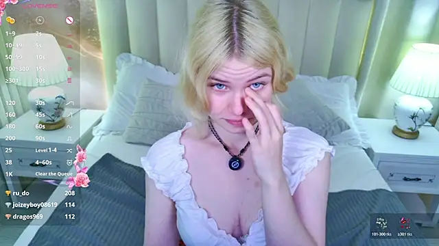 Živá chatovací místnost ChloeWells
